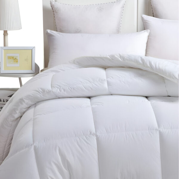 Олекотена завивка със силиконов пълнеж Varol 195x215 см