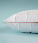 Мека възглавница антиалергична с капитониран калъф шахматен шев