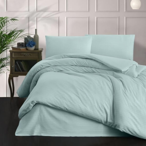 Луксозно сатенено спално бельо от 100% памучен сатен със сини райета 200x220 см