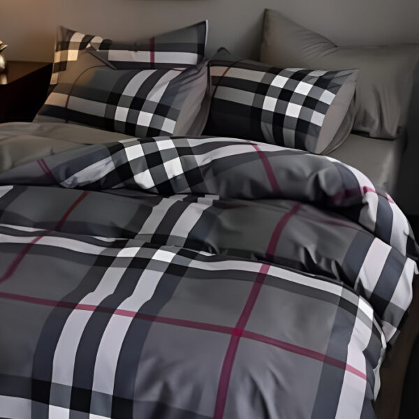 Спално бельо двулицево 200x220 см с ластичен чаршаф за двойно легло