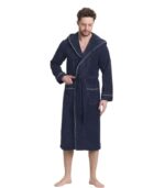 Дълъг халат с качулка мъжки стилен и комфортен за дома